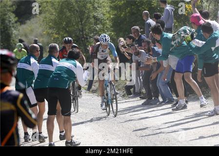 Italienischer Matteo Montaguti aus dem Jahr AG2R La Mondiale in Aktion auf der Alpe di Poti während der achten Etappe in der 99.. Auflage des Radrennen Giro d'Italia, 186km km von Foligno bis Arezzo, am Samstag, den 14. Mai 2016 in Italien. Stockfoto