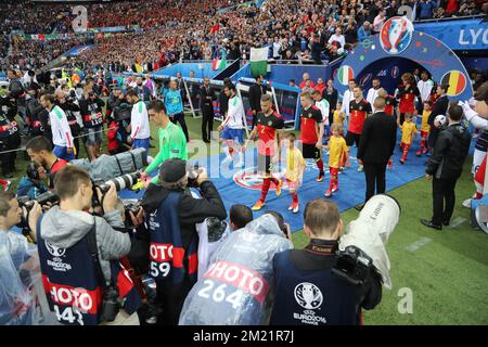 Abbildung zeigt ein Fußballspiel zwischen der belgischen Nationalmannschaft Red Devils und Italien in Gruppe E der Gruppenphase der UEFA Euro 2016-Europameisterschaft, Montag, 13. Juni 2016 in Lyon, Frankreich. BELGA FOTO BRUNO FAHY Stockfoto