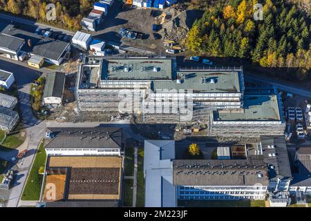 Luftaufnahme, Baustelle mit Anbau am Fraunhofer-Institut für Molekularbiologie und angewandte Ökologie im Bezirk Grafschaft in Stockfoto