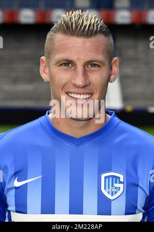 Genks Sebastien Dewaest wurde während des Fotoshooting der Saison 2016-2017 des belgischen First League-Fußballteams KRC Genk am Montag, den 11. Juli 2016 in Genk aufgenommen. Stockfoto