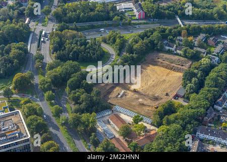 Luftaufnahme, Baustelle Sportplatz Wohlfahrtstraße für neues Kunstrasen der DJK Teutonia Ehrenfeld im Bezirk Wiemelhausen in Bochum, Ruhr Stockfoto
