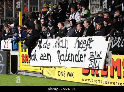 Charleroi's supporters pictured during the Jupiler Pro League match between KV Mechelen and Sporting Charleroi, in Mechelen, Tuesday 20 December 2016, on day 20 of the Belgian soccer championship. BELGA PHOTO VIRGINIE LEFOUR Stock Photo