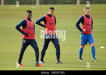 Terry Osei Berkoe des Clubs, Laurent Lemoine des Clubs und Thibault Vlietinck des Clubs wurden am zweiten Tag des Wintertrainingslagers des belgischen Fußballteams Club Brügge in Sotogrande, Spanien, am Freitag, den 06. Januar 2017 abgebildet. BELGA FOTO BRUNO FAHY Stockfoto