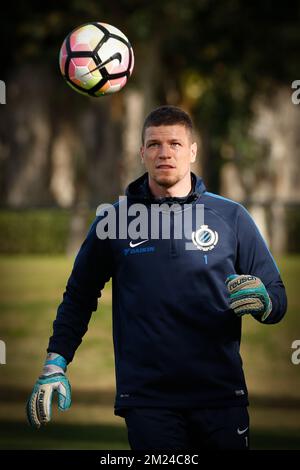 Der Torwart des Clubs Ludovic Butelle hat sich am 4. April 2017 in