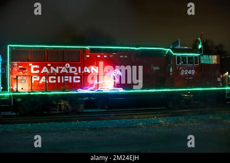 Canadian Pacific Christmas Train - ein besonderer Zug, der von Montreal aus durch Kanada nach Vancouver fährt, veranstaltet ein Wohltätigkeitskonzert für verschiedene Charts Stockfoto