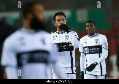 Jeffren Issac Suarez Bermudez von Eupen sieht deprimiert aus nach einem Spiel zwischen Zulte Waregem und Eupen, dem ersten Spiel des Croky Cup 1/2-Finales, in Waregem, Mittwoch, den 18. Januar 2017. BELGA FOTO BRUNO FAHY Stockfoto