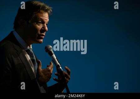 Brasilia, Brasilien. 13.. Dezember 2022. DF - Brasilia - 12/13/2022 - BRASILIA, FERNANDO HADDAD COLLECTIVE - der künftige Finanzminister Fernando Haddad, anlässlich einer Pressekonferenz am Dienstag, den 13.. Dezember. Foto: Mateus Bonomi/AGIF/Sipa USA Kredit: SIPA USA/Alamy Live News Stockfoto