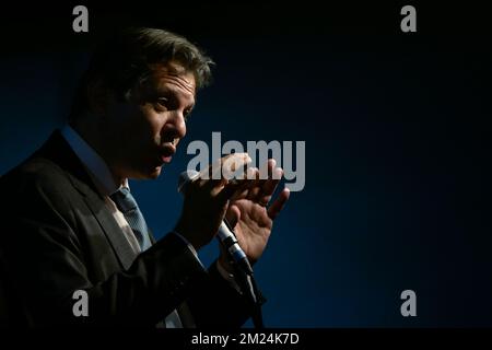 Brasilia, Brasilien. 13.. Dezember 2022. DF - Brasilia - 12/13/2022 - BRASILIA, FERNANDO HADDAD COLLECTIVE - der künftige Finanzminister Fernando Haddad, anlässlich einer Pressekonferenz am Dienstag, den 13.. Dezember. Foto: Mateus Bonomi/AGIF/Sipa USA Kredit: SIPA USA/Alamy Live News Stockfoto