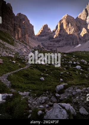 brenta-Dolomiten bei Sonnenaufgang. Dolomiten-brenta-Berg, Italien Stockfoto