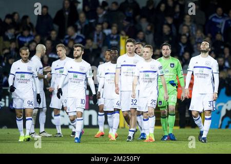 Anderlechts Spieler wurden nach dem Spiel der Jupiler Pro League zwischen KSC Lokeren und RSC Anderlecht am Freitag, den 03. Februar 2017, am 25. Tag der belgischen Fußballmeisterschaft in Lokeren abgebildet. BELGA FOTO JASPER JACOBS Stockfoto