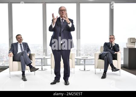 Johan Vankelecom, CFO von Belfius, Jos Clijsters, Vorstandsvorsitzender von Belfius, und Marc Raisiere, CEO von Belfius, wurden auf einer Pressekonferenz der Bank und des Versicherungsunternehmens Belfius vorgestellt, um die Ergebnisse 2016 am Donnerstag, den 23. Februar 2017, im Hauptsitz von Belfius in Brüssel vorzustellen. BELGA FOTO DIRK WAEM Stockfoto