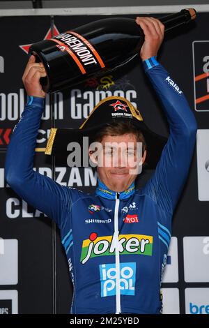 Norwegische Kristoffer Halvorsen feiert auf dem Podium nach dem 197,1 km langen Radrennen „Handzame Classic“ in Handzame, Bredene, Freitag, 17. März 2017. BELGA FOTO DAVID STOCKMAN Stockfoto