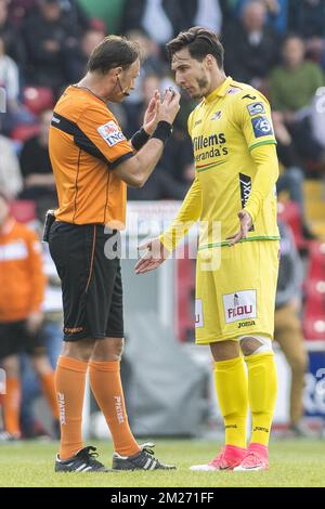 Zarko Tomasevic von Oostende reagiert auf das Spiel der Jupiler Pro League zwischen SV Zulte Waregem und KV Oostende in Waregem am Samstag, den 13. Mai 2017, am 8. (Von 10) Tag des Play-off 1 der belgischen Fußballmeisterschaft. BELGA FOTO LAURIE DIEFFEMBACQ Stockfoto