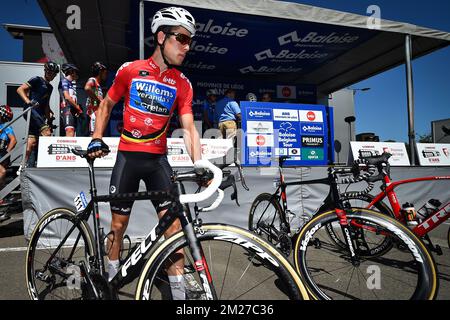 Belgischer Wout van Aert von Veranda's Willems - Crelan, gemalt zu Beginn der vierten Etappe des Radrennens Baloise Belgium Tour, 167 km von ans zu ans, Samstag, 27. Mai 2017. BELGA FOTO DAVID STOCKMAN Stockfoto