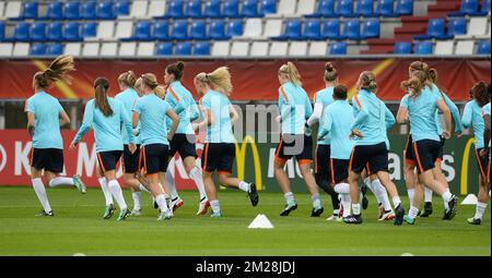 Bild der niederländischen Mannschaft während eines Trainings der niederländischen Fußballnationalmannschaft bei der Frauen-Europameisterschaft 2017 in den Niederlanden, Sonntag, den 23. Juli 2017 in Tilburg, Niederlande. BELGA FOTO DAVID CATRY Stockfoto