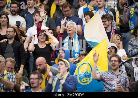 Union's supporters celebrate during the Jupiler Pro League match between Royale Union Saint-Gilloise vs KVC Westerlo, in Brussels, Saturday 19 August 2017, on the third day of the division 1B Proximus League competition of the Belgian soccer championship. BELGA PHOTO JASPER JACOBS Stock Photo