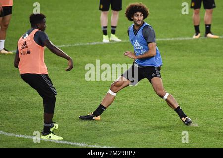 Divock Origi aus Belgien und Marouane Fellaini aus Belgien wurden am Samstag, den 02. September 2017 in Piräus, Athen, Griechenland, während eines Trainings der belgischen Fußballnationalmannschaft Red Devils fotografiert. Das Team bereitet sich auf die Qualifikationsspiele der Weltmeisterschaft gegen Griechenland am Sonntag vor. BELGA FOTO DIRK WAEM Stockfoto