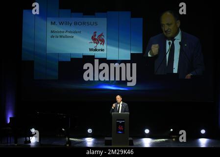 20150919 – NAMUR, BELGIEN: Wallonischer Ministerpräsident Willy Borsus spricht während der Festlichkeiten auf der "Fetes de Wallonie" (Wallonische Feste) in Namur am Samstag, den 19. September 2015. BELGA FOTO ANTHONY DEHEZ Stockfoto