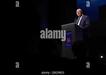 20150919 – NAMUR, BELGIEN: Wallonischer Ministerpräsident Willy Borsus spricht während der Festlichkeiten auf der "Fetes de Wallonie" (Wallonische Feste) in Namur am Samstag, den 19. September 2015. BELGA FOTO ANTHONY DEHEZ Stockfoto