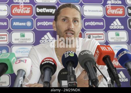 Anderlechts Assistenztrainer Nicolas Frutos wurde auf einer Pressekonferenz von Assistenztrainer Nicolas Frutos im Vorfeld des morgigen Spiels von 1/16 Finalen des belgischen Pokals am Dienstag, den 19. September 2017 in Brüssel abgebildet. Gestern hat Sporting Anderlecht den Schweizer Cheftrainer Weiler entlassen, nachdem er in den ersten sieben Spielen 9 von 21 Punkten gesammelt hatte. BELGA FOTO THIERRY ROGE Stockfoto