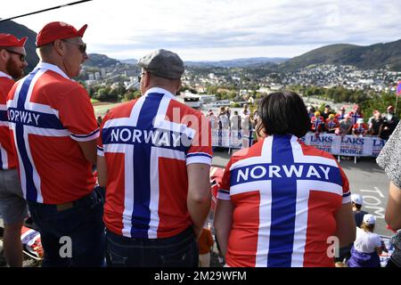 Norwegische Fans beim Straßenrennen der Herren auf der UCI Road World Cycling Championships 2017 in Bergen, Norwegen, am Sonntag, den 24. September 2017. BELGA FOTO YORICK JANSENS Stockfoto