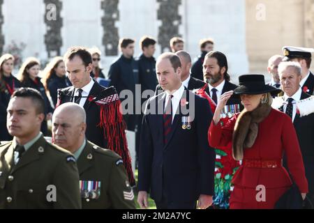 Der britische Prinz William, der Herzog von Cambridge, und Prinzessin Astrid von Belgien wurden auf einer Gedenkfeier auf dem Friedhof der Commonwealth-Kriegsgräber Tyne Cot für den 100. Geburtstag von Passchendaele, die dritte Schlacht von Ypern am 30.. Und 31.. Juli 2017, Donnerstag, den 12. Oktober 2017 in Passendale, Zonnebeke, abgebildet. BELGA FOTO KURT DESPLENTER Stockfoto