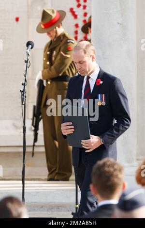 Der britische Prinz William, der Herzog von Cambridge, hält eine Rede auf dem Friedhof der Tyne Cot Commonwealth war Graves zum 100. Geburtstag von Passchendaele, der dritten Schlacht von Ypern am 30.. Und 31.. Juli 2017, Donnerstag, den 12. Oktober 2017 in Passendale, Zonnebeke. BELGA FOTO KURT DESPLENTER Stockfoto