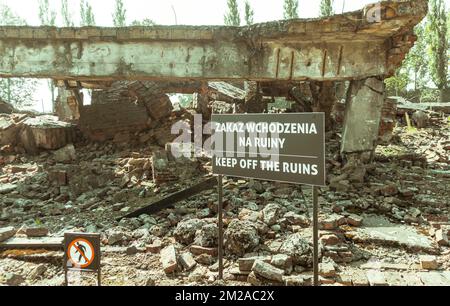 Gaskammer und Krematorruinen im Konzentrationslager Bikernau-Auschwitz II Stockfoto