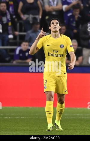 Edinson Cavani von PSG wurde während eines dritten Spiels (von 6) in der Gruppenphase (Gruppe B) des UEFA Champions League-Wettbewerbs zwischen der belgischen Fußballmannschaft RSC Anderlecht und dem französischen Verein PSG Paris Saint-Germain am Mittwoch, den 18. Oktober 2017 in Brüssel abgebildet. BELGA FOTO DIRK WAEM Stockfoto