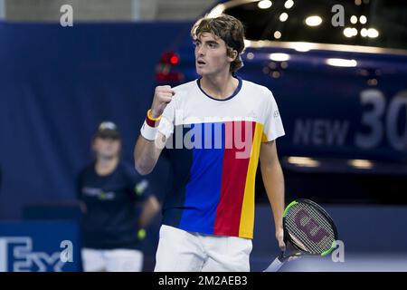 Der griechische Stefanos Tsitsipas wurde während eines Finalspiels 1/2 am sechsten Tag des ATP-Tennisturniers in Antwerpen auf Hartplätzen am Samstag, den 21. Oktober 2017, in Antwerpen abgebildet. BELGA FOTO KRISTOF VAN ACCOM Stockfoto