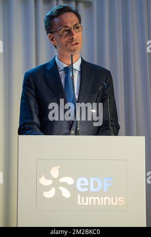 EDF Luminus CEO Gregoire Dallemagne pictured during the opening of wind turbines on the site of logistics firm Katoen Natie in Kallo, Beveren, Thursday 14 December 2017. BELGA PHOTO LUC CLAESSEN Stockfoto