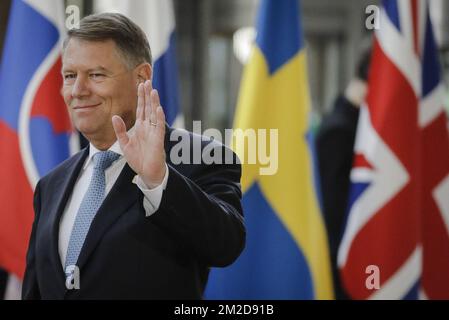 Der rumänische Präsident Klaus Iohannis kommt am Freitag, den 23. Februar 2018, zu einem informellen Treffen der Staats- und Regierungschefs der Europäischen Union am Sitz der Europäischen Union in Brüssel. BELGA FOTO THIERRY ROGE Stockfoto