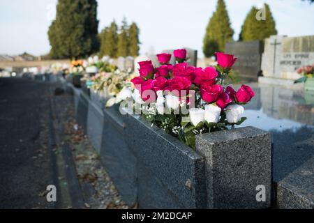 Friedhof. | Cimetière. 05/05/2016 Stockfoto