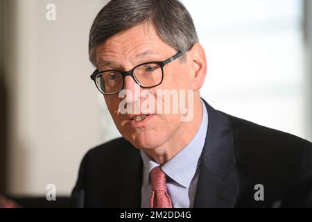 CEO Jan Suykens stellte auf einer Pressekonferenz die Ergebnisse des 2017. Jahres von Ackermans & Van Haaren am Mittwoch, den 28. Februar 2018 in Antwerpen vor. BELGA FOTO LUC CLAESSEN Stockfoto