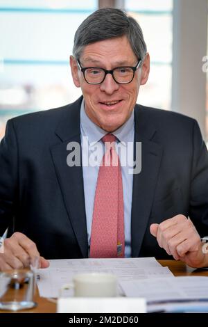 CEO Jan Suykens stellte auf einer Pressekonferenz die Ergebnisse des 2017. Jahres von Ackermans & Van Haaren am Mittwoch, den 28. Februar 2018 in Antwerpen vor. BELGA FOTO LUC CLAESSEN Stockfoto