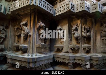 05. März 2015, Pune, Indien, antiker Tempel des hindugottes shiva, Bhuleshwar-Tempel befindet sich auf einem Hügel und wurde im 8.. Jahrhundert erbaut. Es gibt cla Stockfoto