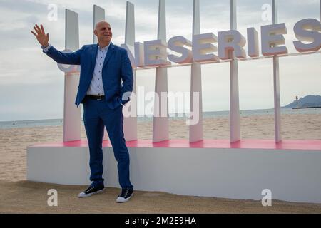 Geschworenenpräsident Harlan Coben bei einem Fototermin der Jury des Offiziellen Wettbewerbs zum Internationalen Serienfestival 1. in Cannes. | Le président du Jury Harlan Coben au photocall du Jury de la Compétition officielle du 1er Festival International des Séries de Cannes. 07/04/2018 Stockfoto