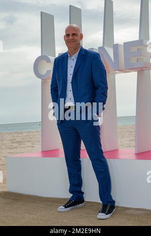 Geschworenenpräsident Harlan Coben bei einem Fototermin der Jury des Offiziellen Wettbewerbs zum Internationalen Serienfestival 1. in Cannes. | Le président du Jury Harlan Coben au photocall du Jury de la Compétition officielle du 1er Festival International des Séries de Cannes. 07/04/2018 Stockfoto