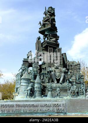 Skulptur | Skulptur en Bronze réalisée par le sculpteur russe Zourah Tsereteli en hommage à Balzac offerte à la ville du Cape d'Agde en 2004 08/04/2018 Stockfoto