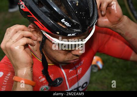 Belgische Jens Debusschere von Lotto Soudal, die nach der 116.. Auflage des eintägigen Radrennens „Paris-Roubaix“ von Compiegne in der Nähe von Paris nach Roubaix fotografiert wurde. BELGA FOTO DAVID STOCKMAN Stockfoto