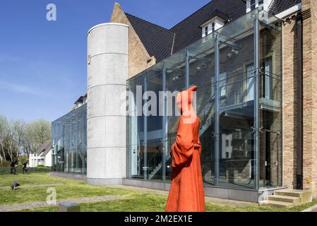 Zehn-Duinen-Museum und archäologische Stätte der Zisterzienserin-Muttergottes der Dünen-Abtei, Koksijde / Coxyde, Westflandern, Belgien | Musée Ten Duinen / Abbaye Notre-Dame des Dunes à Coxyde, Belgique 19/04/2018 Stockfoto