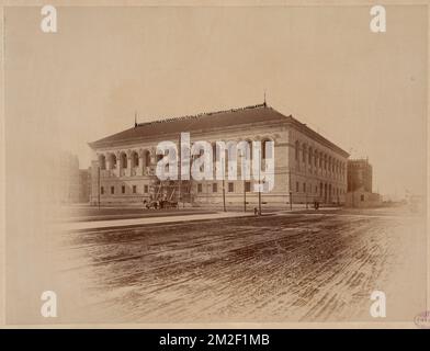 Dartmouth St. und Boylston St. Sides, Bau des McKim Gebäudes, öffentliche Bibliotheken, Gebäudebau, Fassaden, Boston Public Library Stockfoto