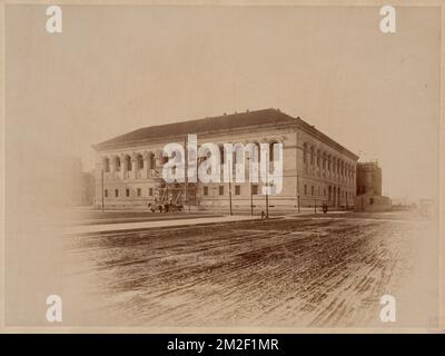 Dartmouth St. und Boylston St. Sides, Bau des McKim Gebäudes, öffentliche Bibliotheken, Gebäudebau, Fassaden, Boston Public Library Stockfoto