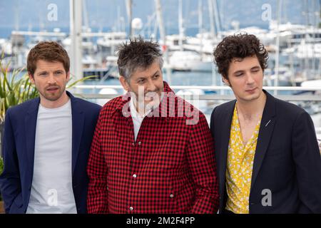 Sorry Angel Photocall Actor Pierre Deladonchamps, director Christophe Honore and actor Vincent Lacoste | Plaire, Aimer et Courirvite photocall. l'acteur Pierre Deladonchamps, le réalisateur Christophe Honore et l'acteur Vincent Lacoste 11/05/2018 Stockfoto