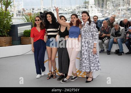 Souraya Baghdadi, Mariah Tannoury, Nathalie Issa, Manal Issa and Gaya Jiji attend the photocall for the 'My Favourite Fabric (Mon Tissu Prefere)' duringthe 71st annual Cannes Film Festival at Palais des Festivals | Souraya Baghdadi, Mariah Tannoury, Nathalie Issa, Manal Issa et Gaya Jiji assistent photocall pour le film 'My Favourite Fabric (Mon Tissu Prefere)' au cours du le 71e Festival du film de Cannes au Palais des Festivals 12/05/2018  Stock Photo