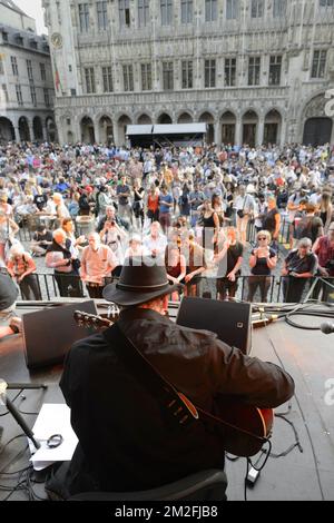 Das Jazz-Wochenende in Brüssel ist ein großartiger Ort. Philippe Catherine Live über den Grand-Place in Brüssel: JMQuinet/Reporter 26/05/2018 Stockfoto