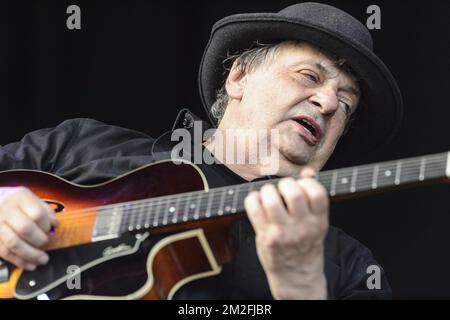 Das Jazz-Wochenende in Brüssel ist ein großartiger Ort. Philippe Catherine Live über den Grand-Place in Brüssel: JMQuinet/Reporter 26/05/2018 Stockfoto