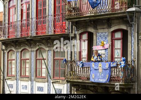 Die schöne Stadt Porto, Fassade und Balkon im historischen Zentrum von Ribeira | La ville de Porto Fassade und Balkons dans le quartier Histororique de Ribeira 12/06/2018 Stockfoto
