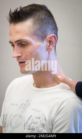 Dimitri Herman wurde auf einer Pressekonferenz von Atelier de l'Avenir in Grace-Hollogne mit dem Bruder von Lüttich, der am Mittwoch, den 20. Juni 2018, in Grace-Hollogne auf Benjamin Herman schoss, fotografiert. Einige Medien haben heute Morgen einen Durchsuchungsbefehl für Dimitri Herman angekündigt. Es wurde eine Pressekonferenz organisiert, um zu behaupten, dass es keine solche Erpressung gibt. Dimitri wurde von der Polizei nur als Zeuge nach der Schießerei mit seinem Bruder gehört. BELGA FOTO BENOIT DOPPPAGNE Stockfoto