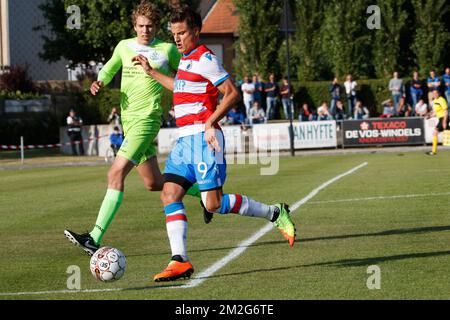 Jelle Vossen des Clubs kämpft um den Ball während eines freundlichen Spiels, dem ersten der neuen Saison 2018-2019 für Club Brügge, zwischen KFC Heist und Club Brügge, in Heist-Aan-Zee, Freitag, den 22. Juni 2018. BELGA FOTO KURT DESPLENTER Stockfoto